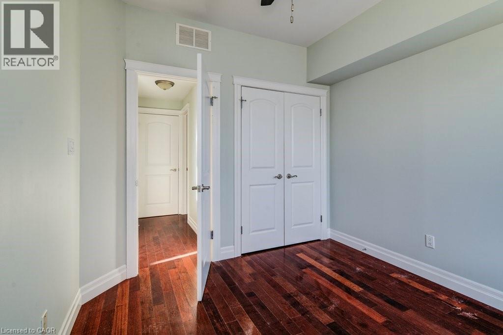 #201 555 KING Street E - 14