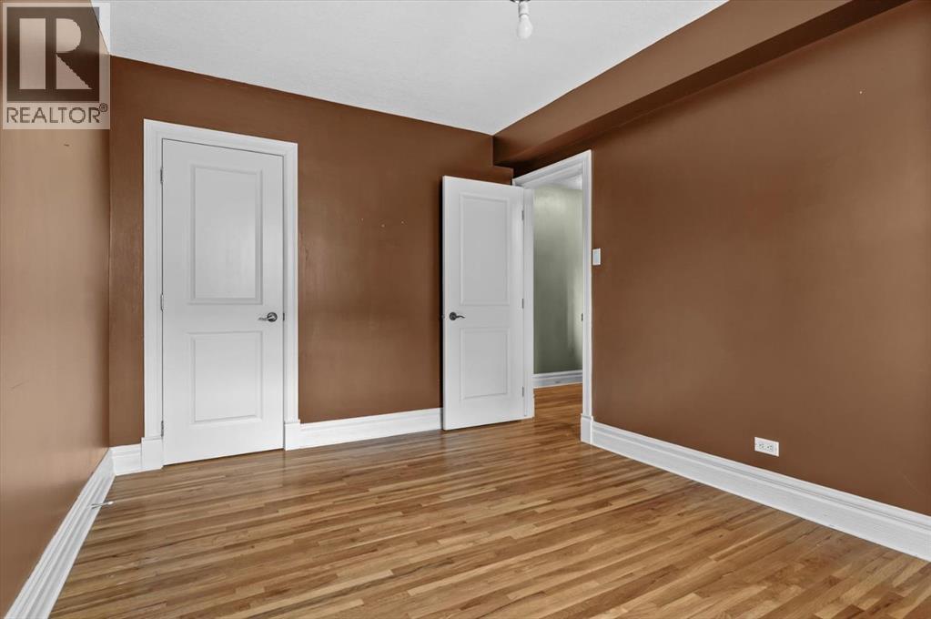 #9 1125 17 Avenue SW - 16