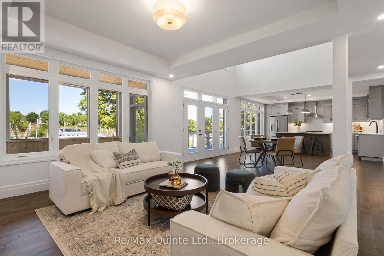 125 VILLENEUVE DRIVE - 18