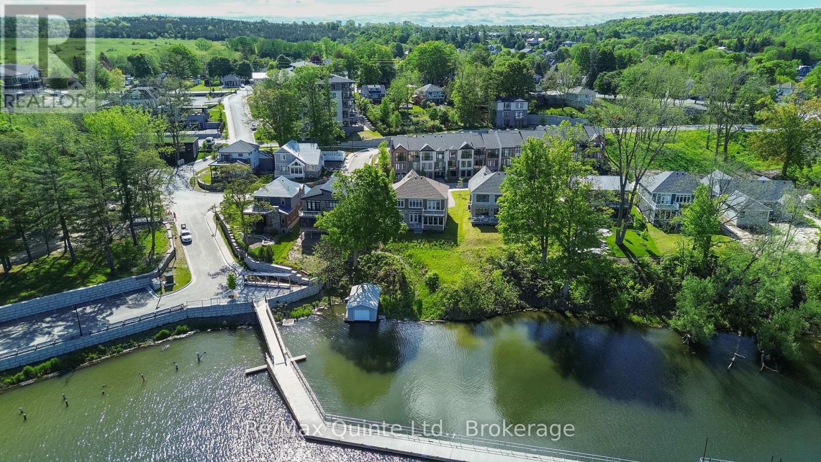 125 VILLENEUVE DRIVE - 3