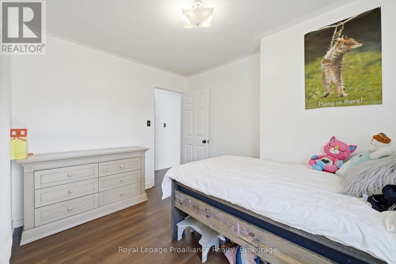 13 FORESTER DRIVE - 19