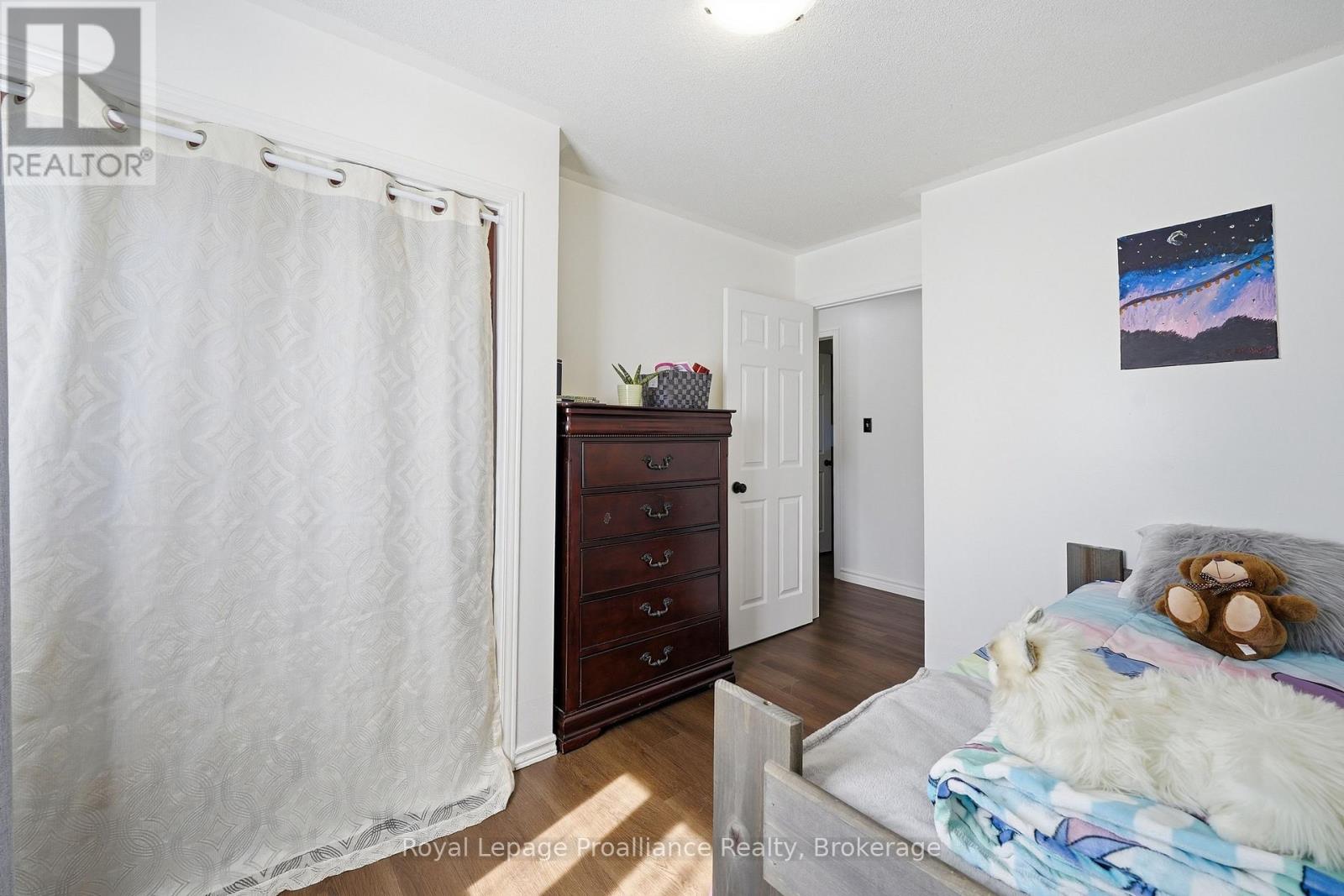13 FORESTER DRIVE - 21