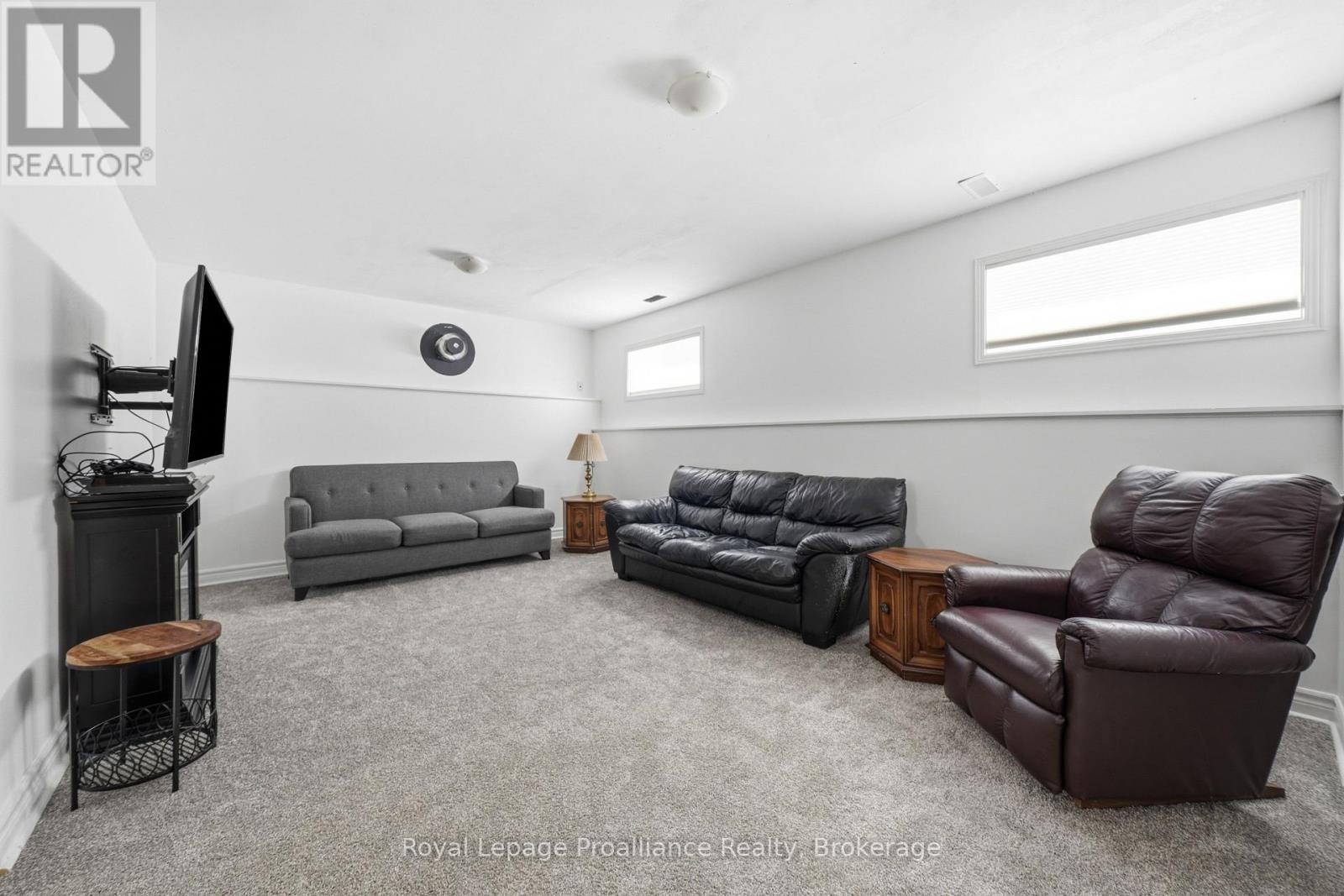 13 FORESTER DRIVE - 27