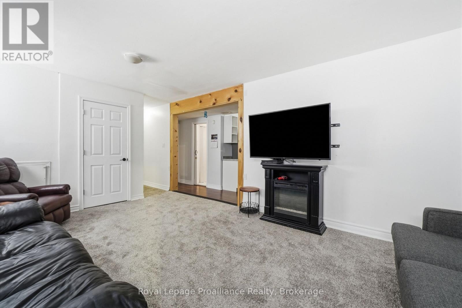 13 FORESTER DRIVE - 29