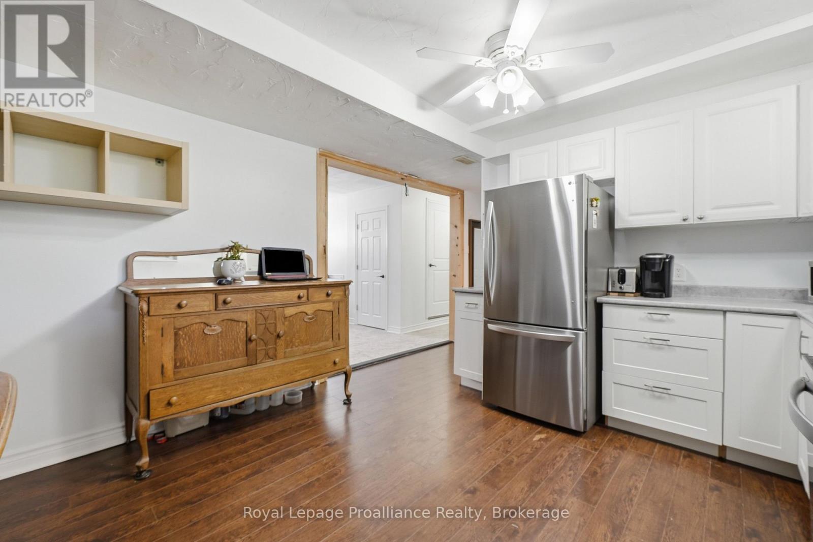 13 FORESTER DRIVE - 32