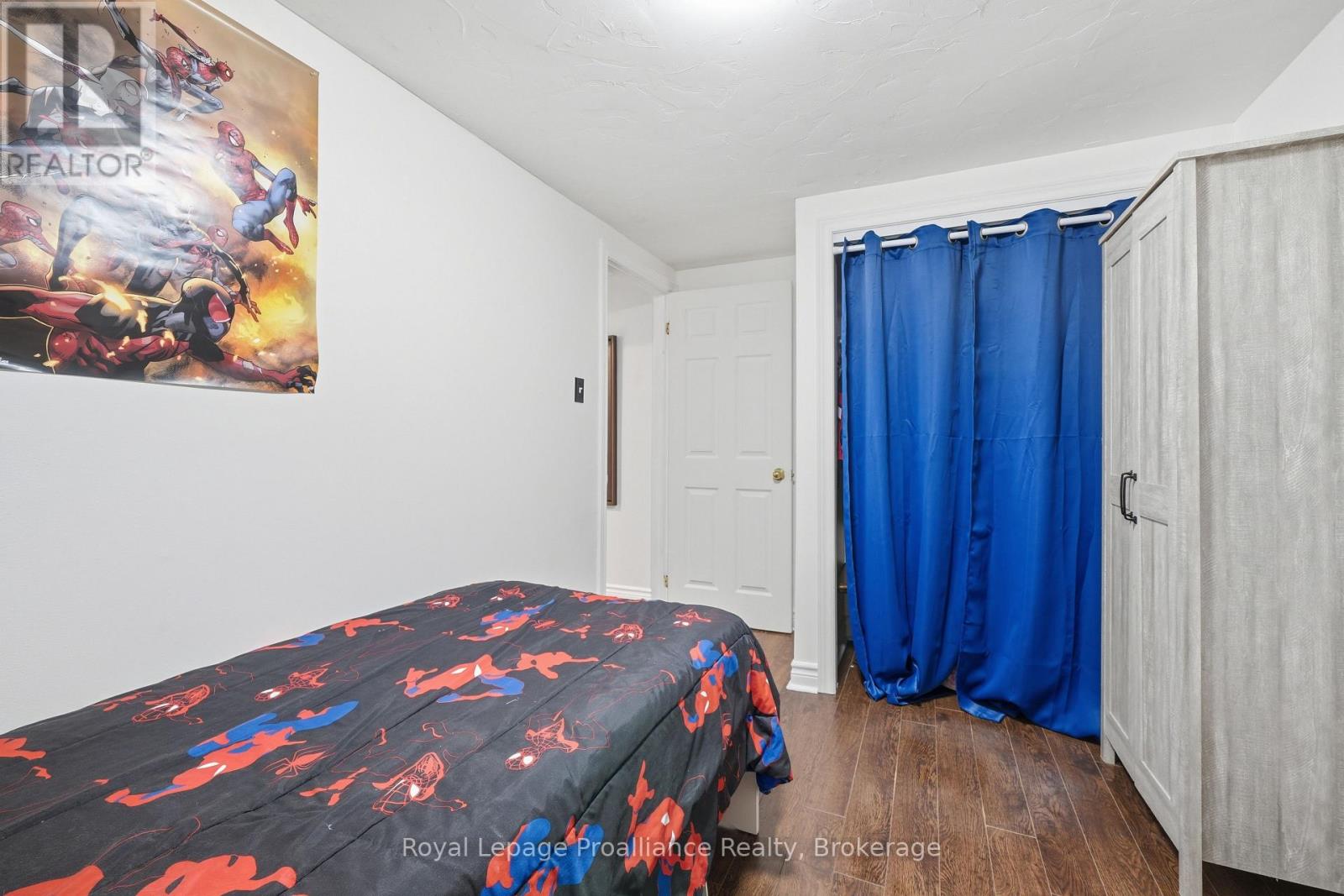13 FORESTER DRIVE - 36