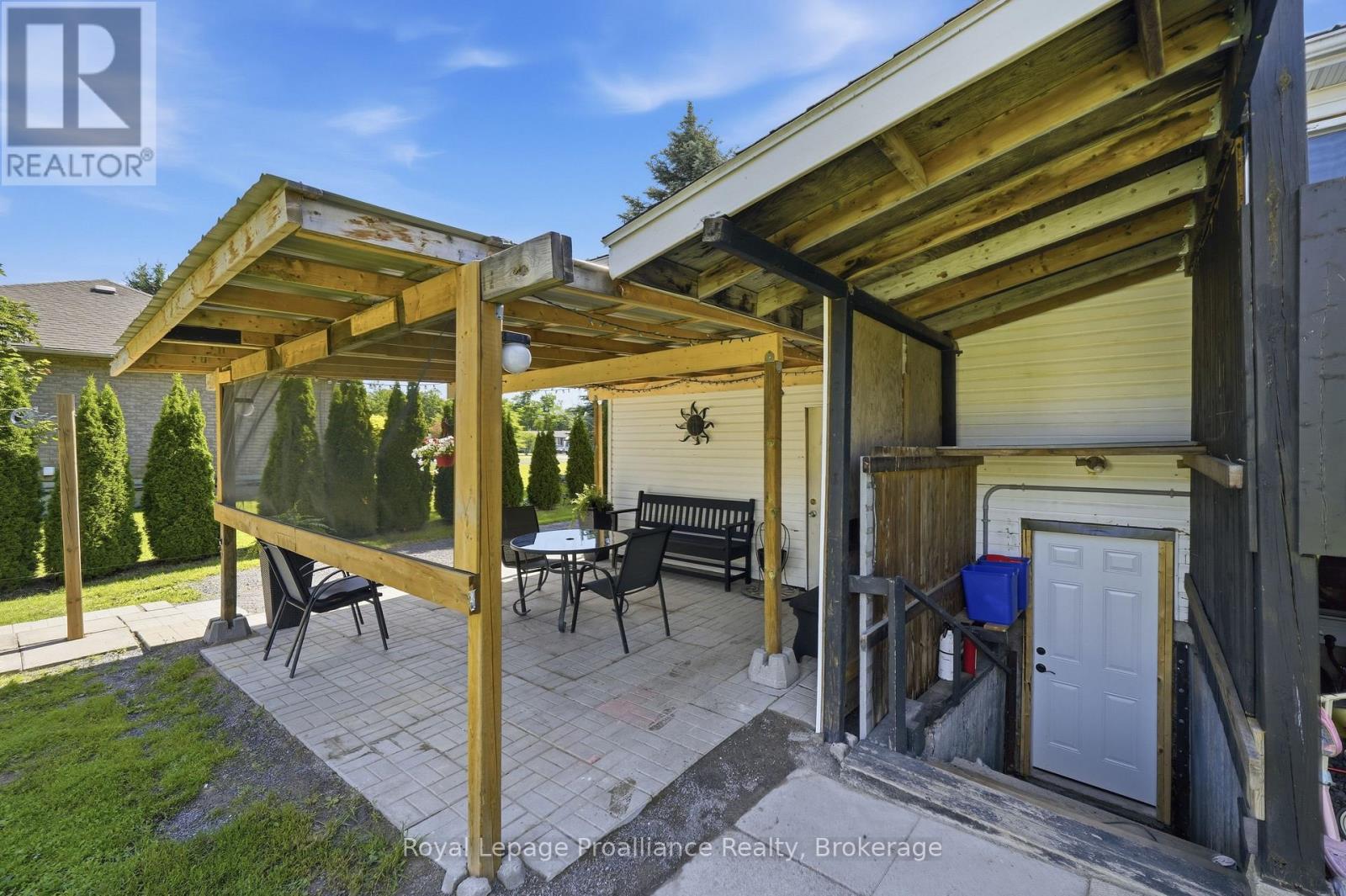 13 FORESTER DRIVE - 39