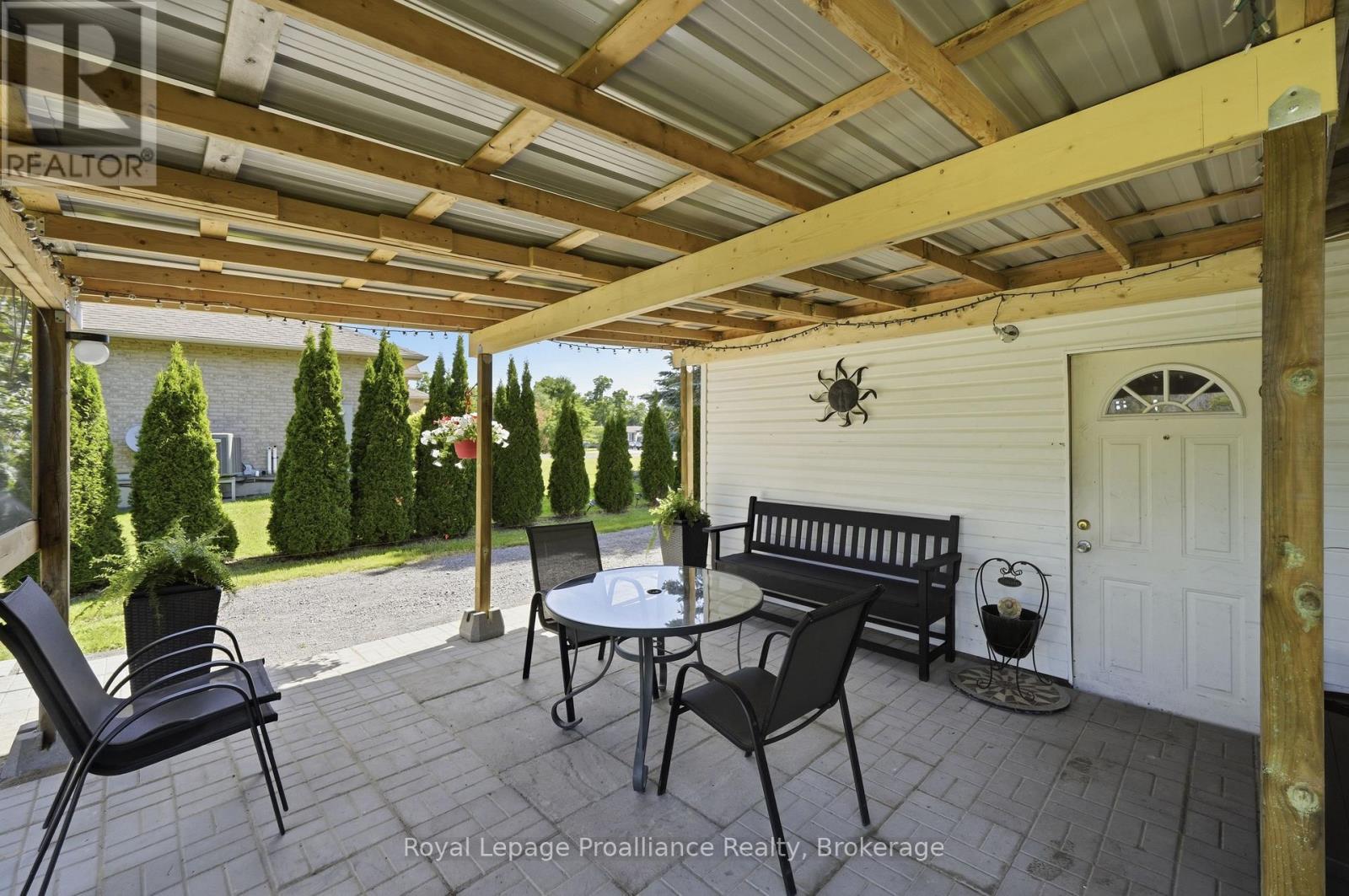 13 FORESTER DRIVE - 40