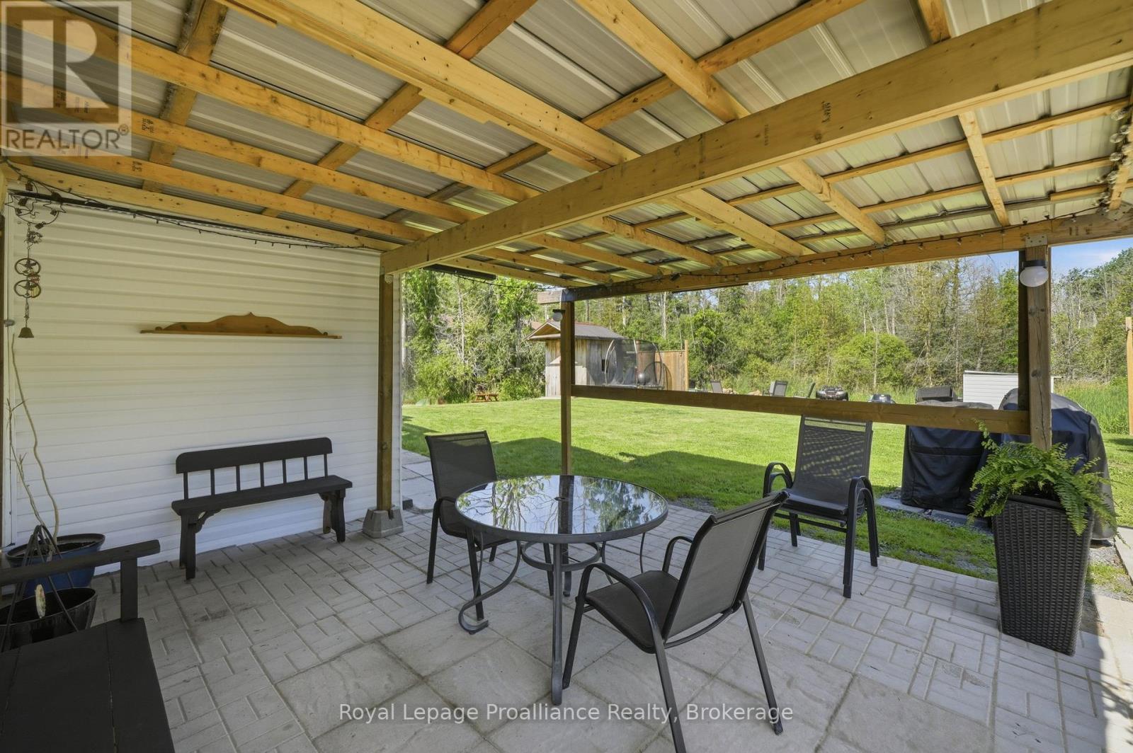 13 FORESTER DRIVE - 41