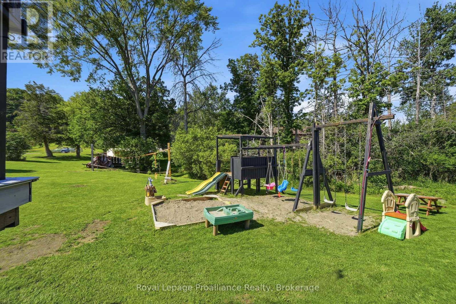13 FORESTER DRIVE - 46