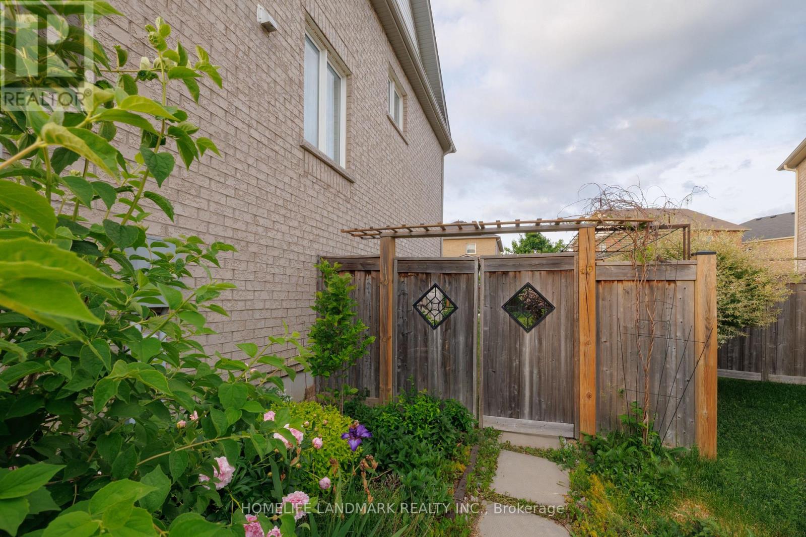 59 NATURE WAY CRESCENT - 46