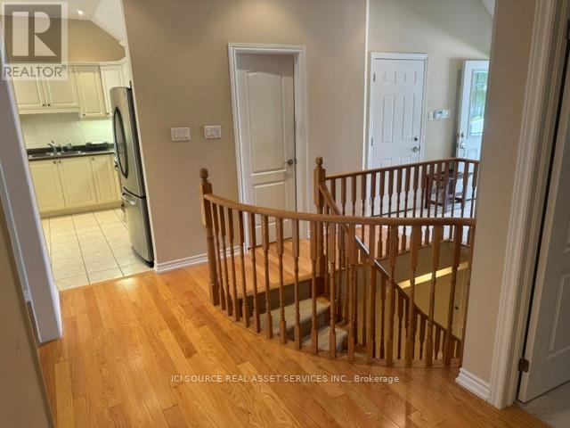 19 LELAND LANE E - 22