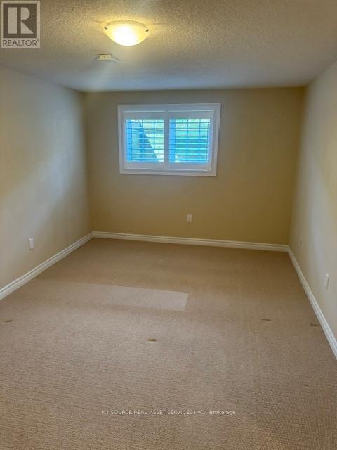 19 LELAND LANE E - 25
