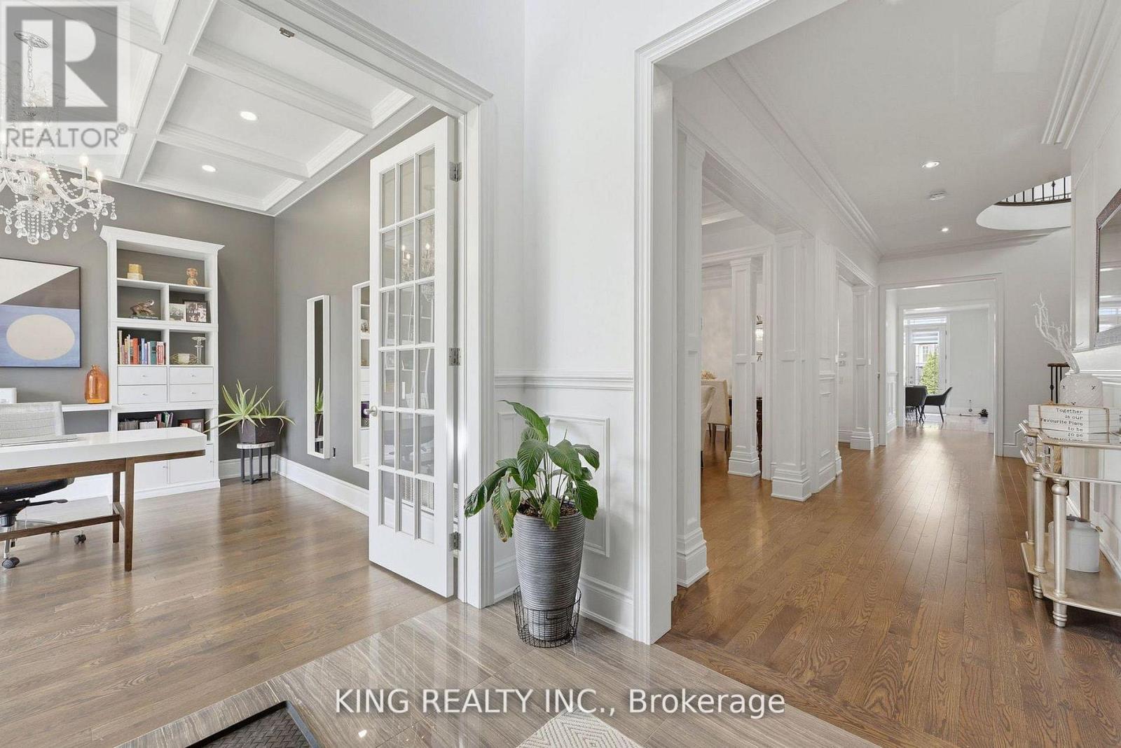 76 CHESNEY CRESCENT - 3