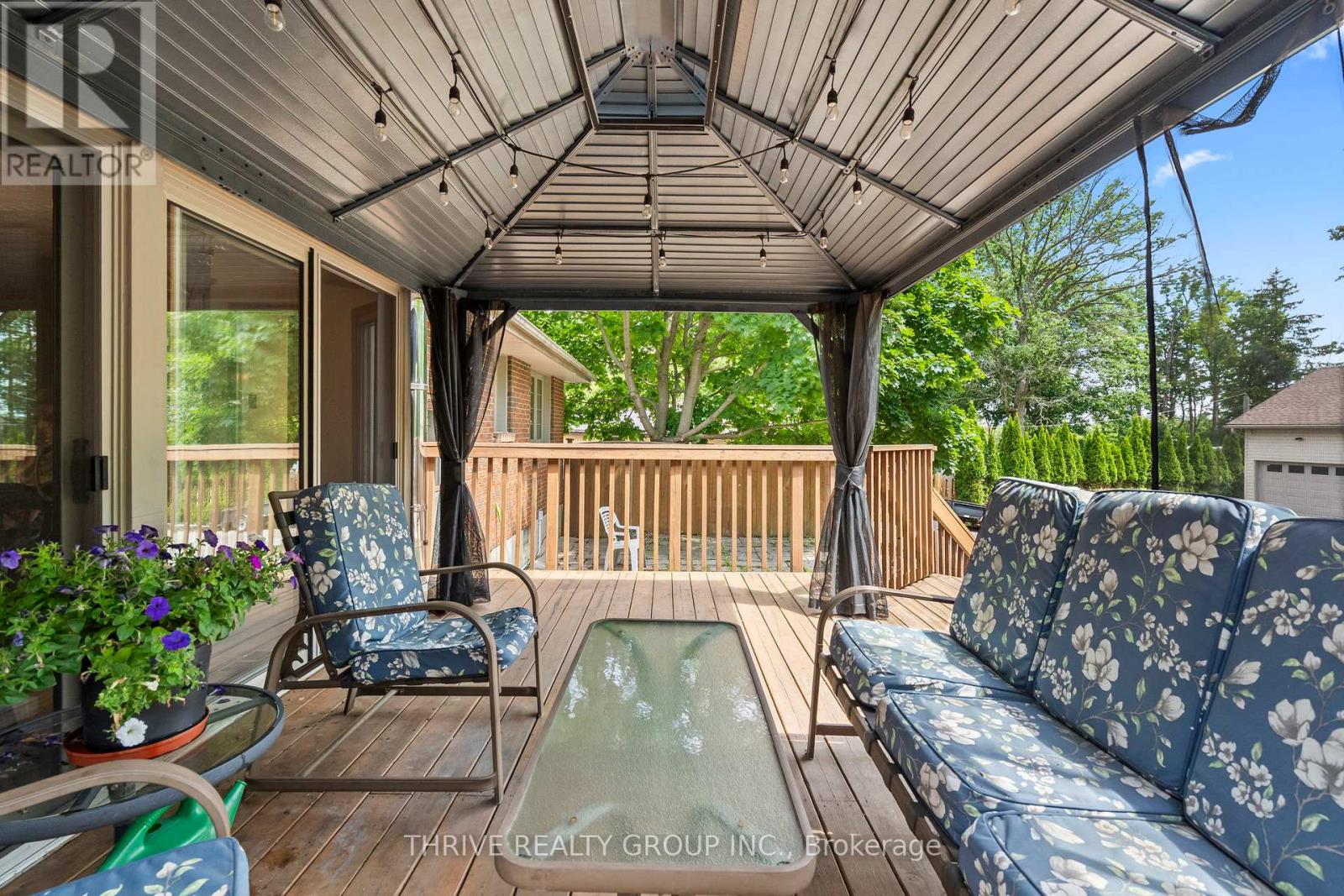 255 RIDGEWOOD CRESCENT - 35