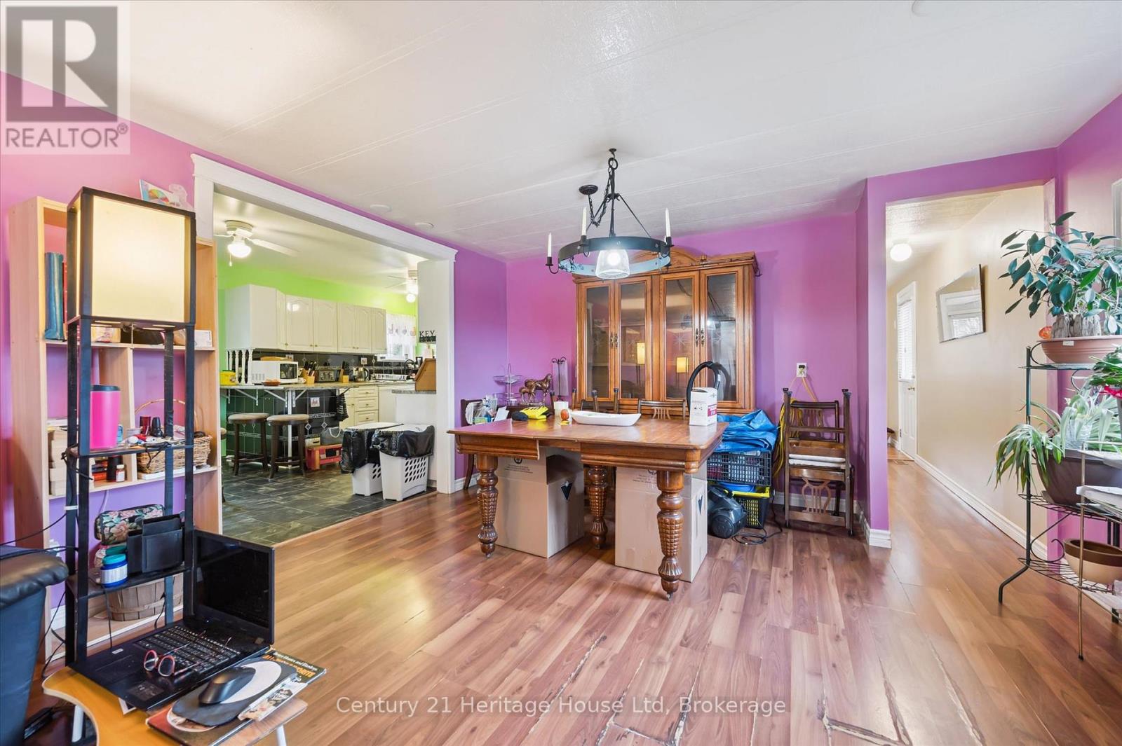 25 FOURTH AVENUE - 13