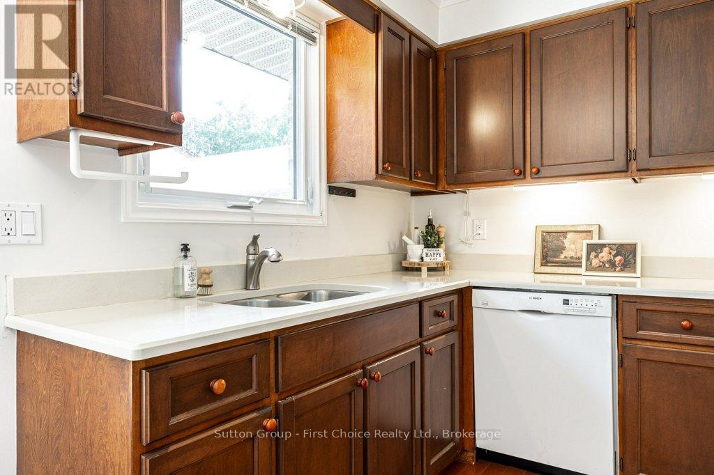 488 CASTLEGROVE BOULEVARD - Image 15