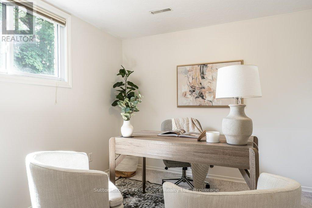 488 CASTLEGROVE BOULEVARD - Image 33