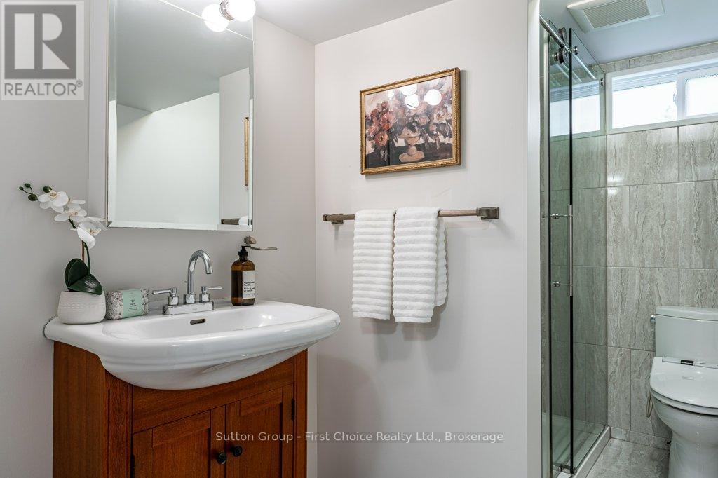 488 CASTLEGROVE BOULEVARD - Image 35
