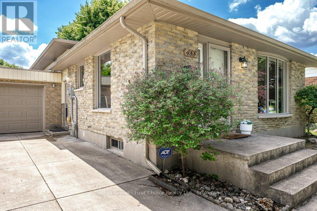 488 CASTLEGROVE BOULEVARD - Image 44