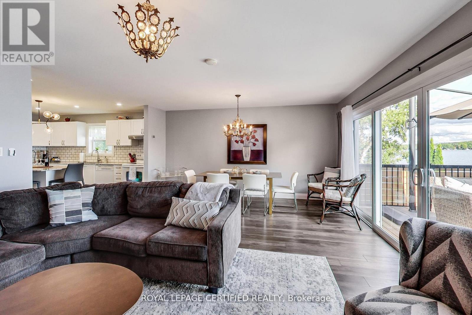 69 OLIVE CRESCENT - 12