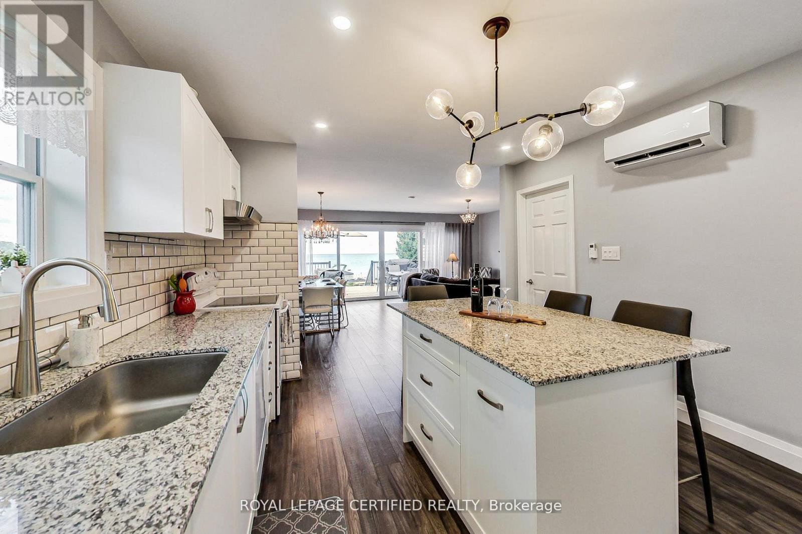 69 OLIVE CRESCENT - 15