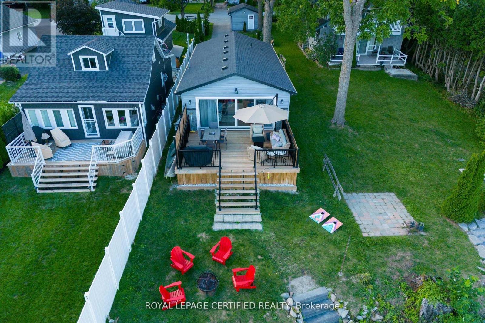 69 OLIVE CRESCENT - 45