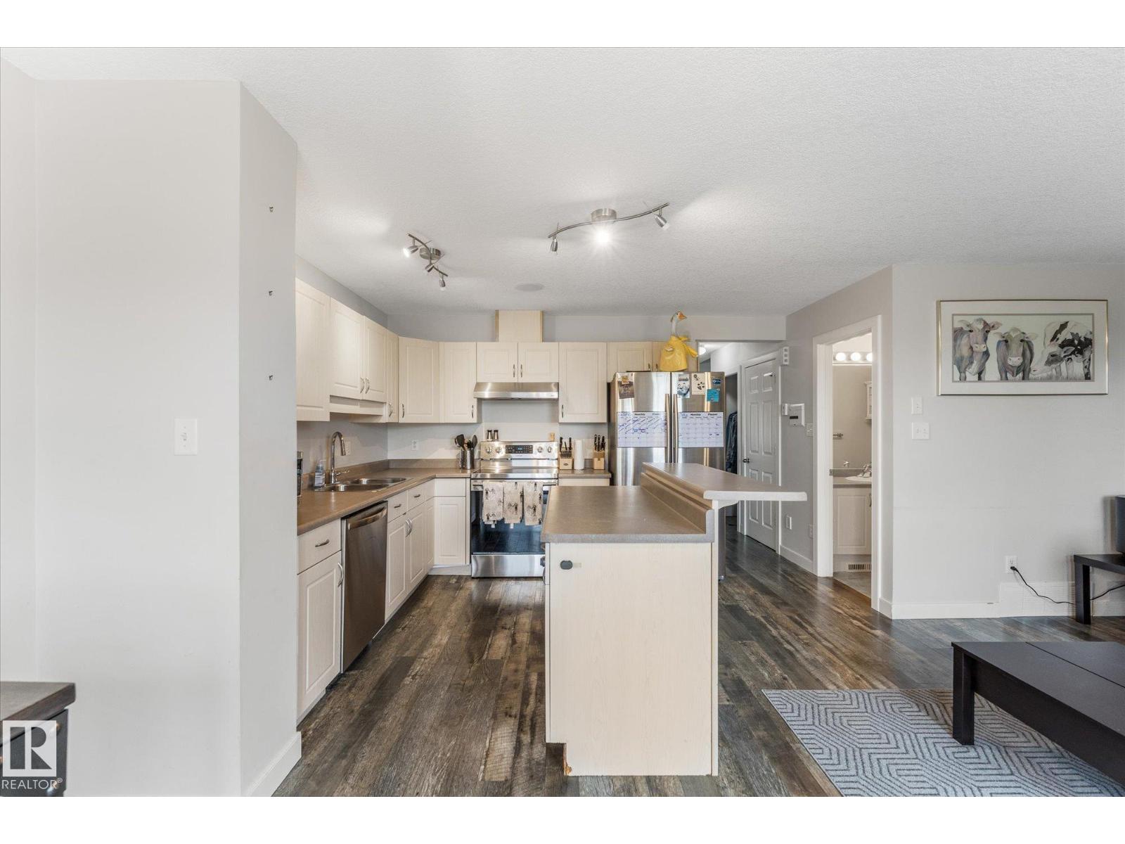 2324 30 AV NW - 10