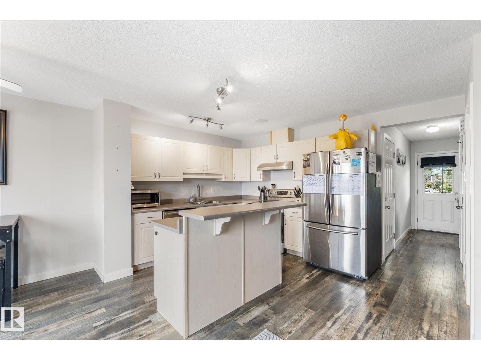 2324 30 AV NW - 11
