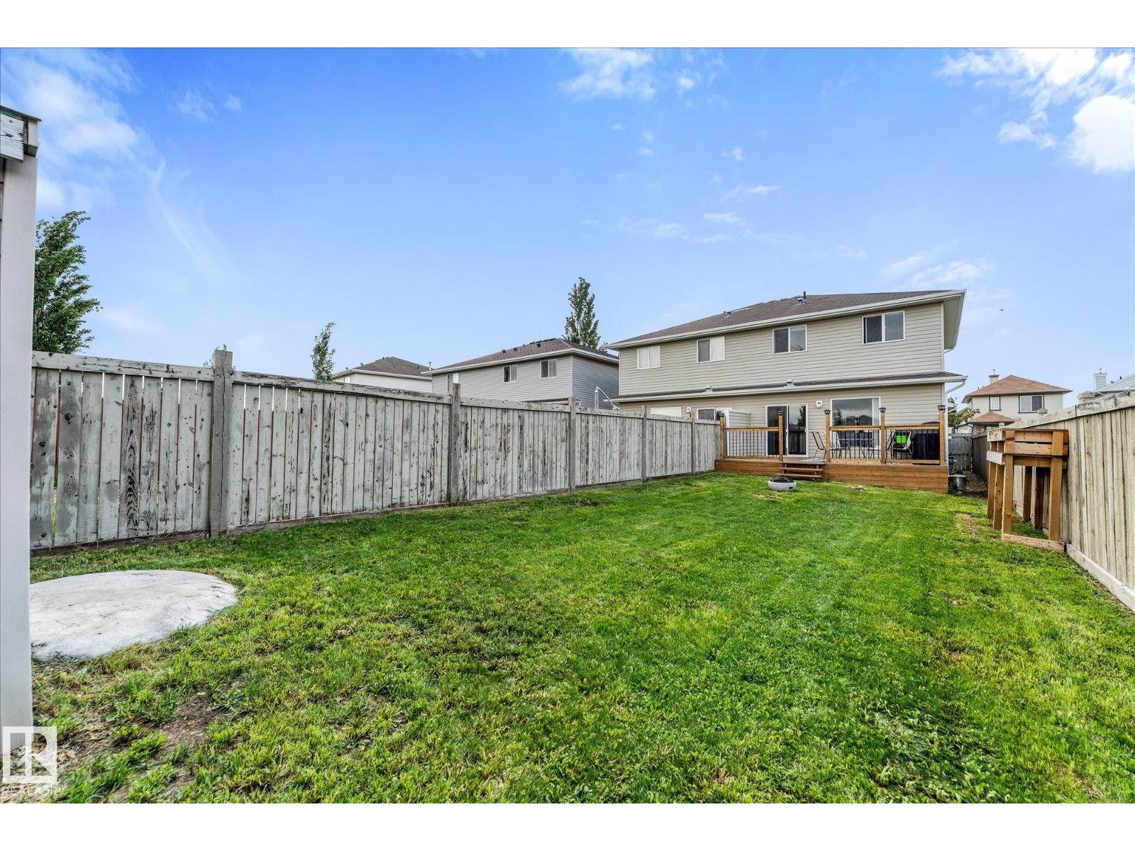 2324 30 AV NW - 28