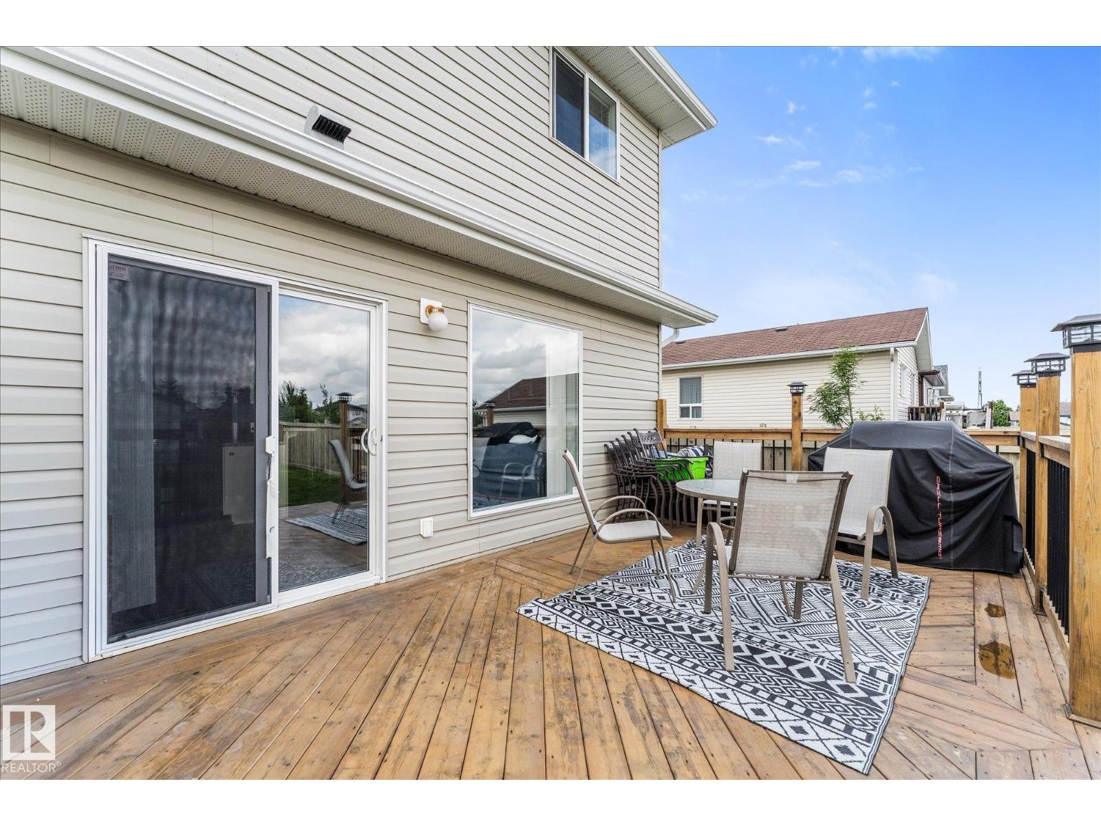 2324 30 AV NW - 29