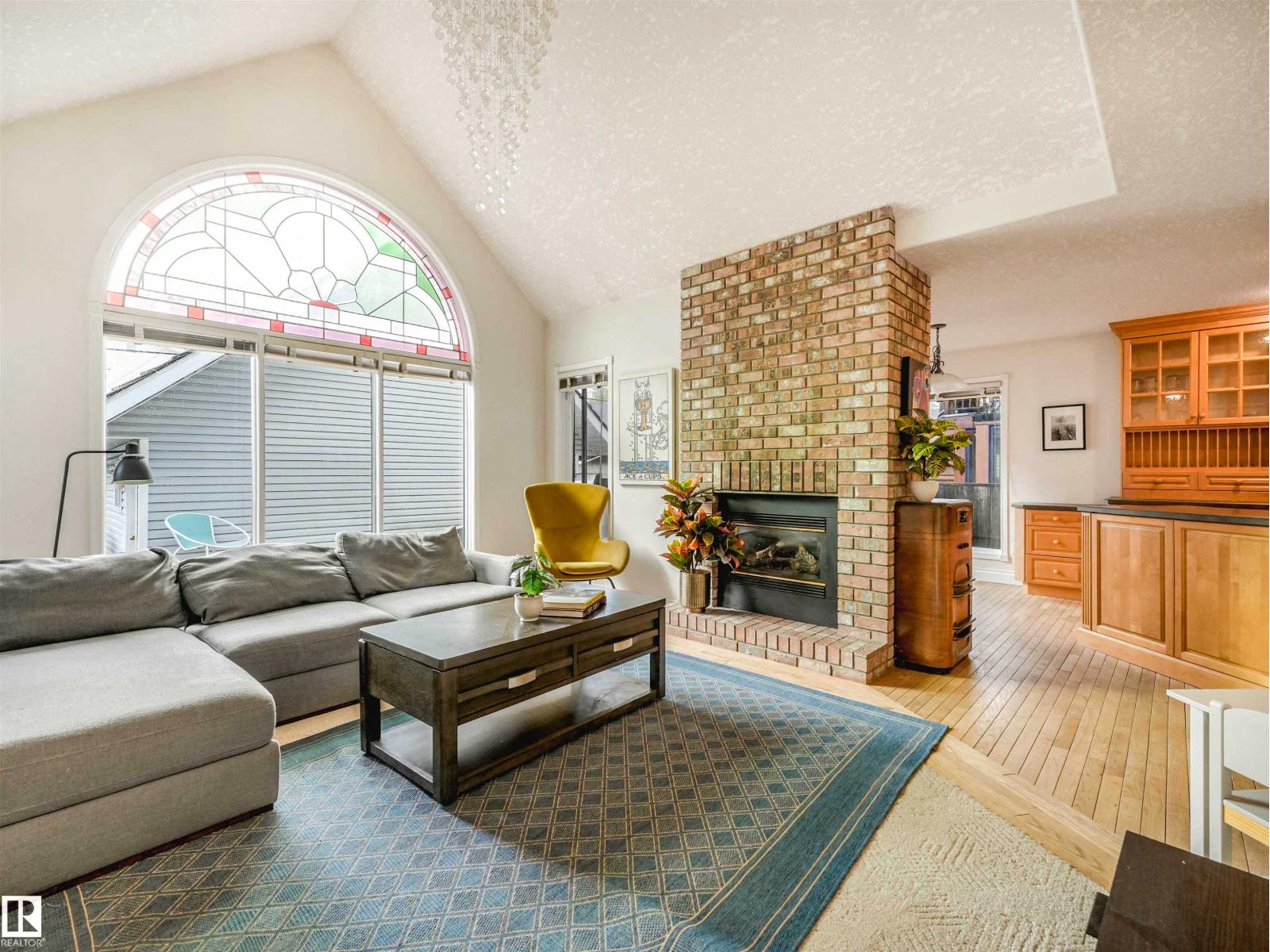 9508 100A ST NW — photo 14