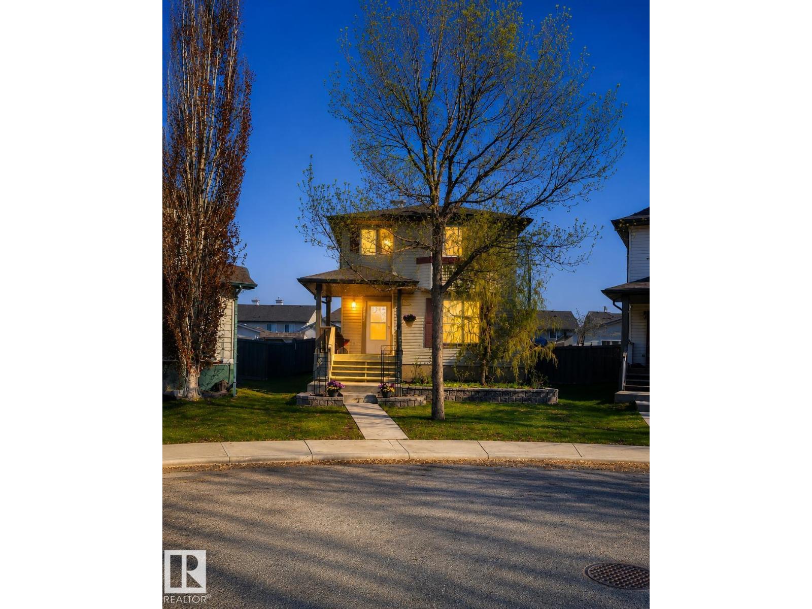 5428 202 ST NW - 2