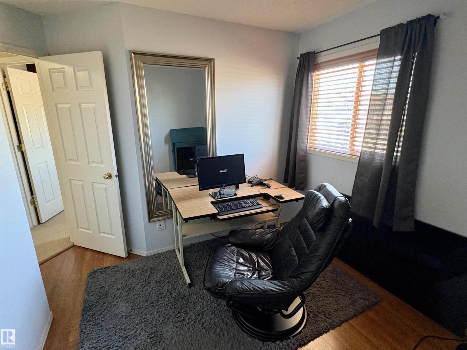 5428 202 ST NW - 21