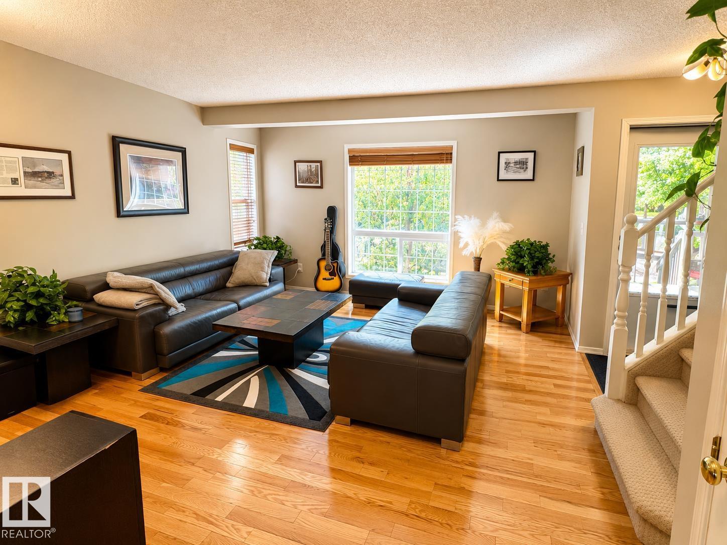 5428 202 ST NW - 4