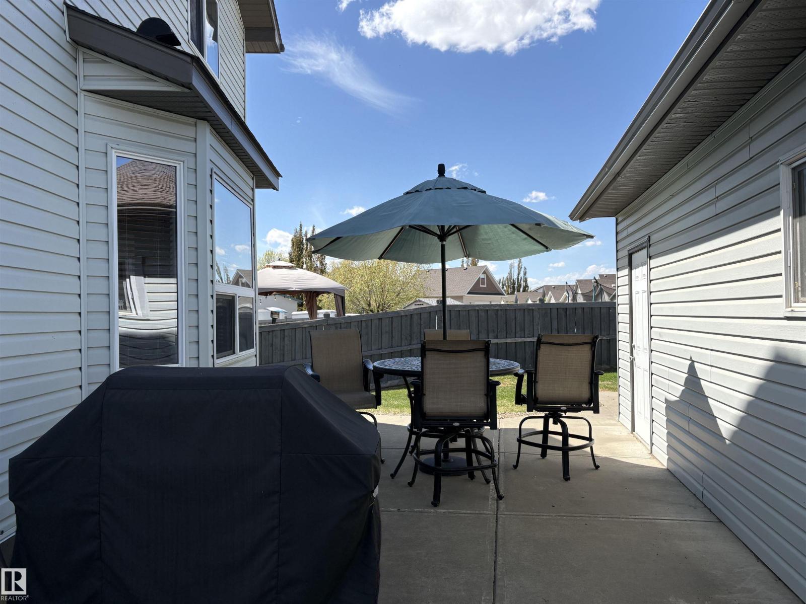 5428 202 ST NW - 43