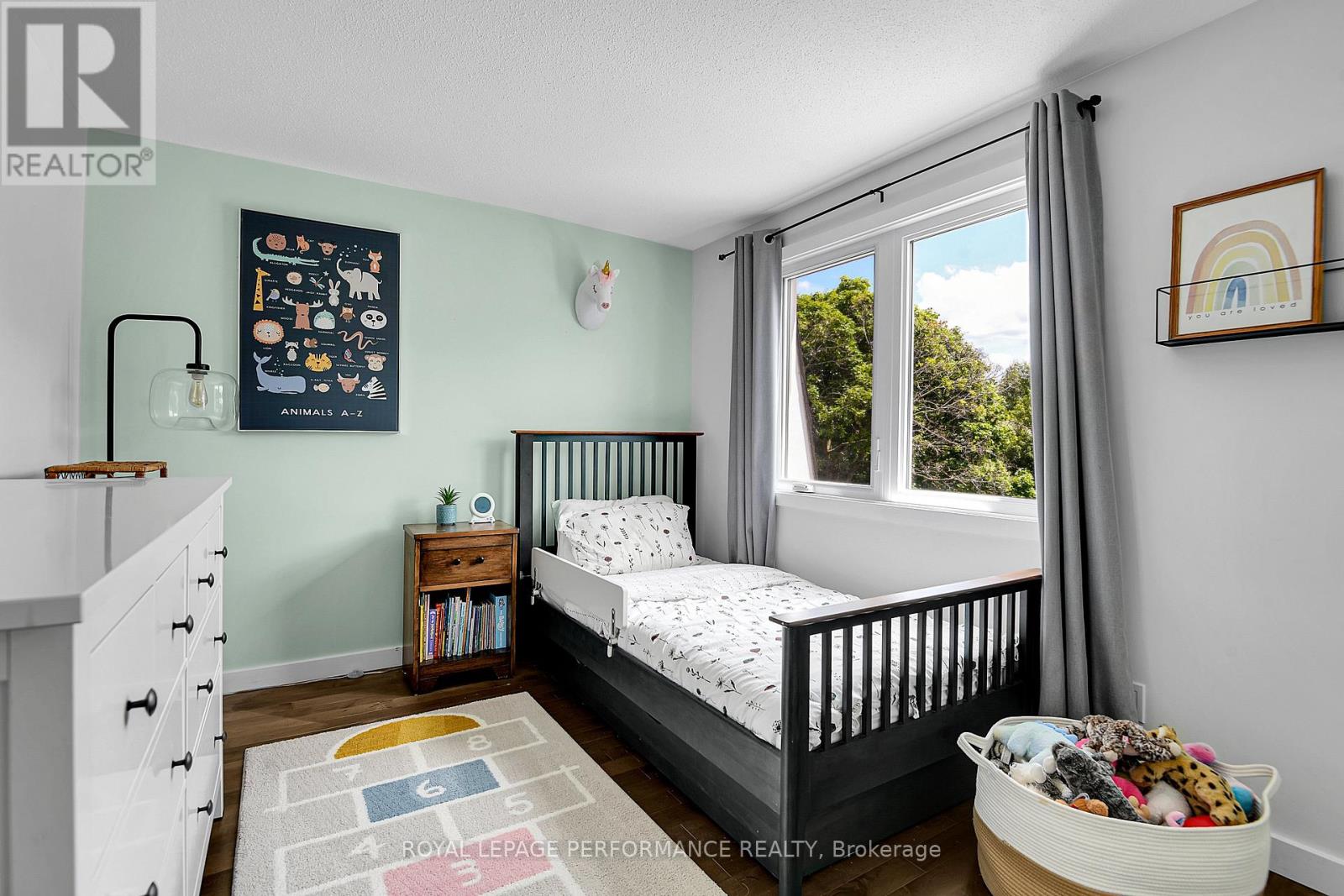 4 Bed, 4 Bath House for Sale in Ottawa – 69 HAWK CRESCENT, Ottawa – MLS# X13461734 - Image 21