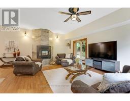 Living room - 139 Sheil Drive, Drummond/north Elmsley, ON K7H0G7 Photo 7