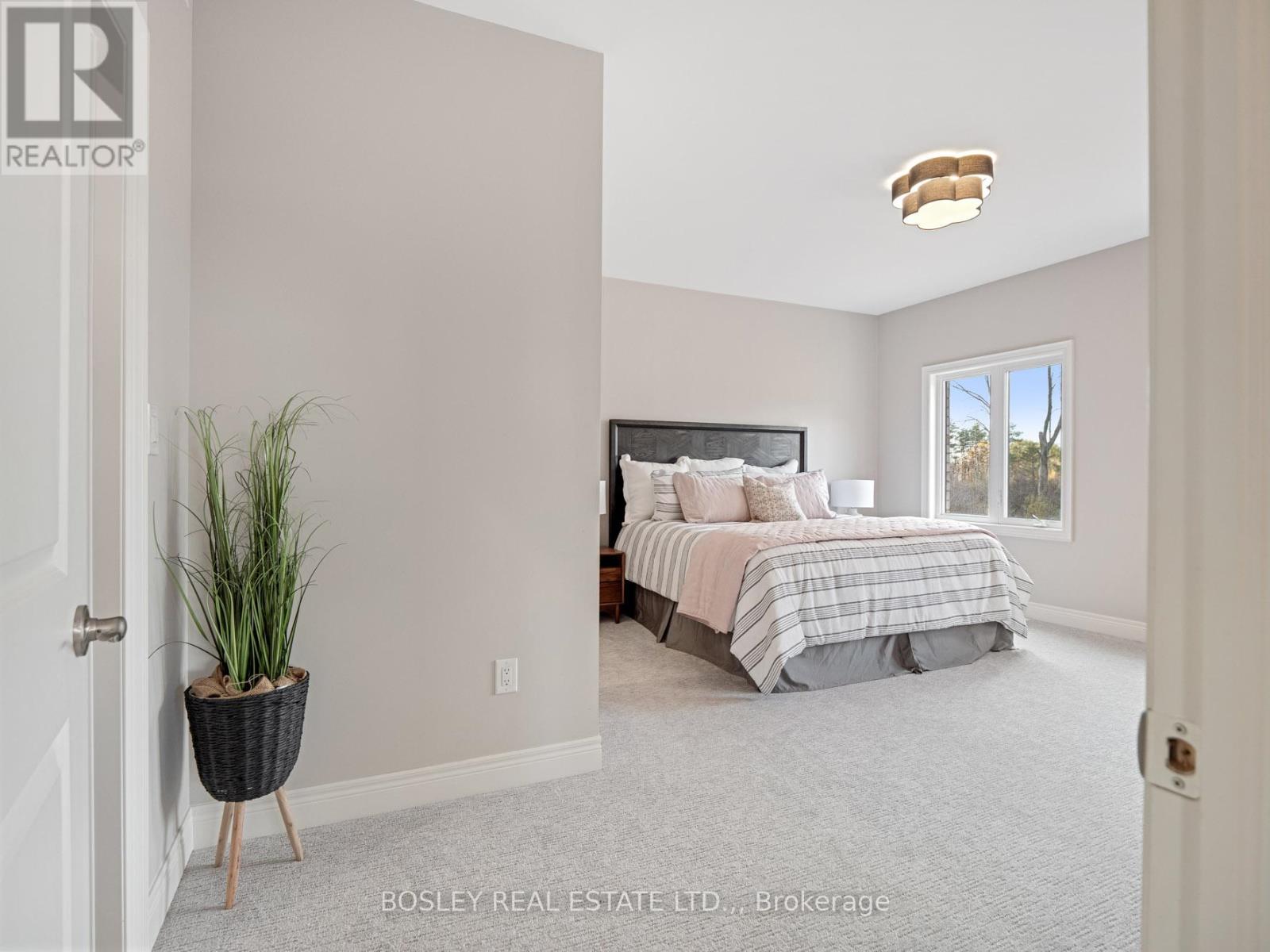 505 ROYAL RIDGE DRIVE - 20