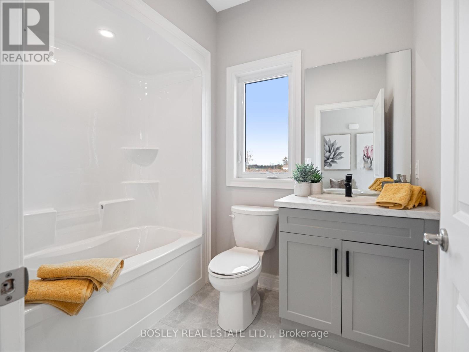505 ROYAL RIDGE DRIVE - 23