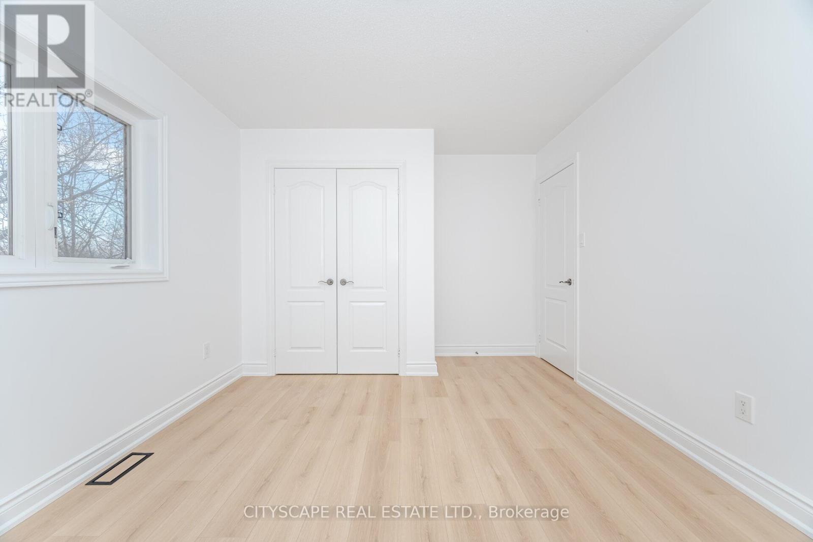 5843 PRAIRIE CIRCLE - 32