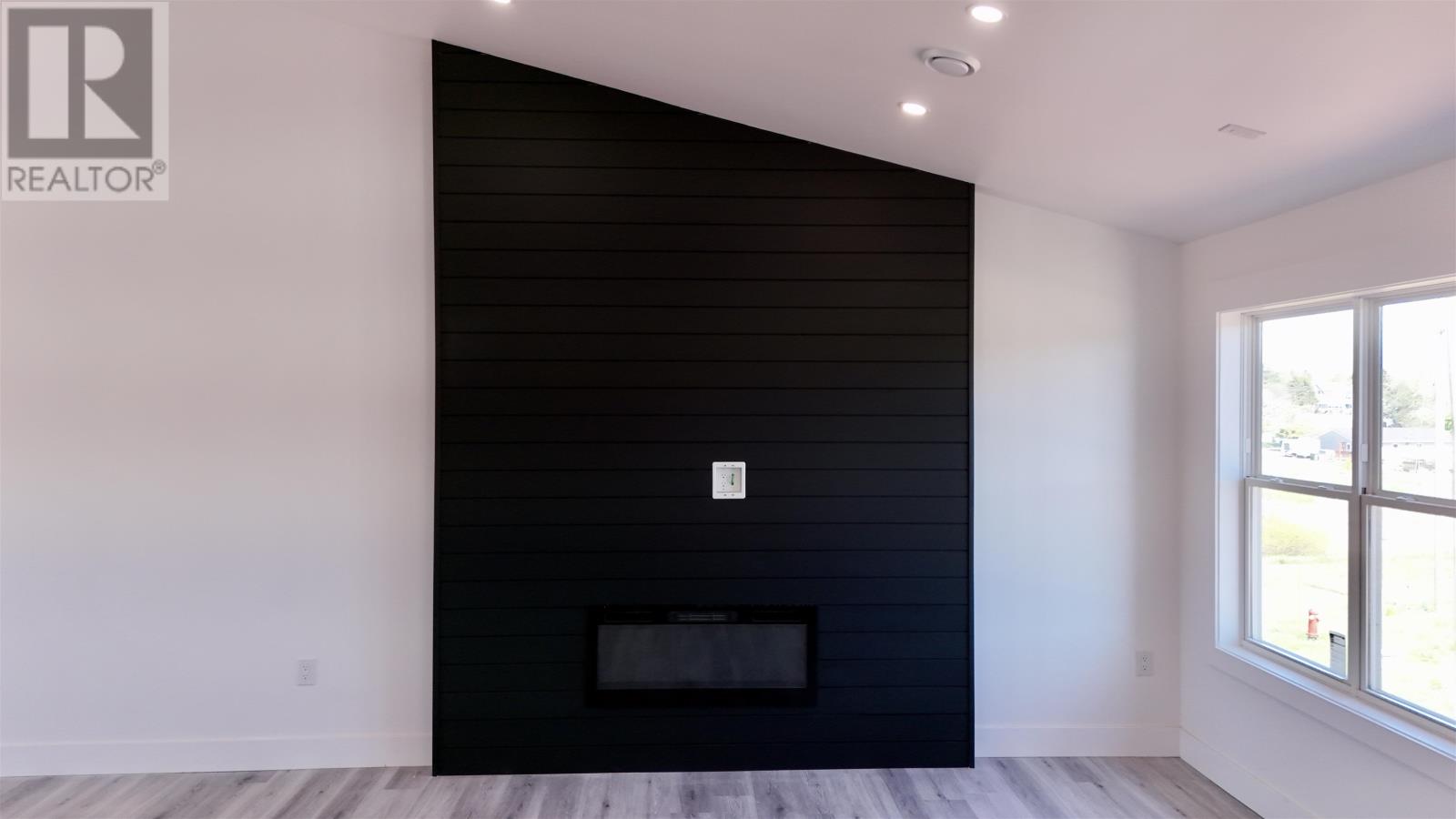 31 Norman Drive - 13
