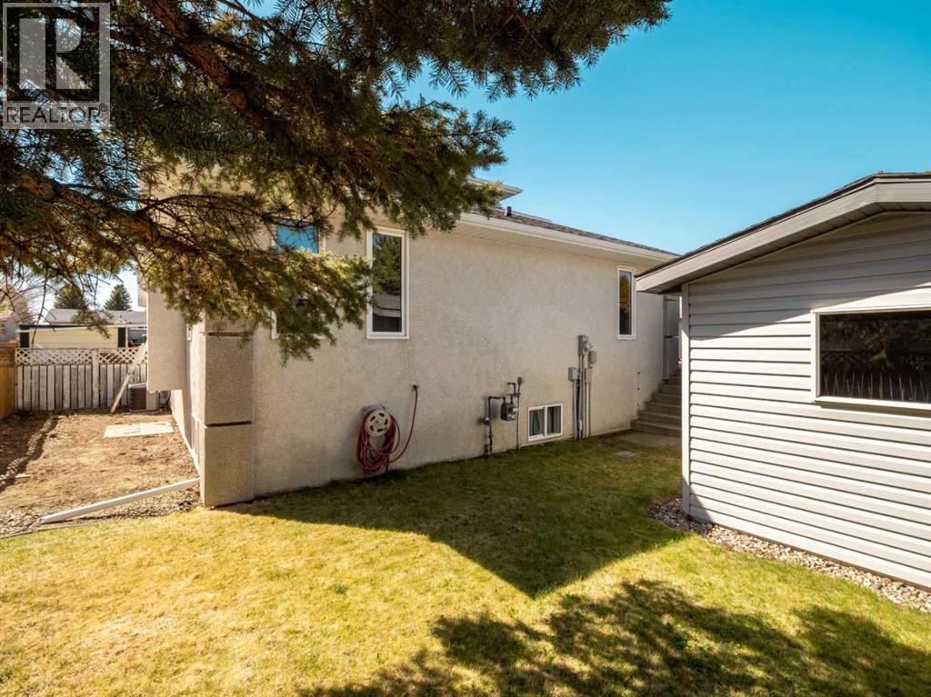 6005 46A Street — photo 31
