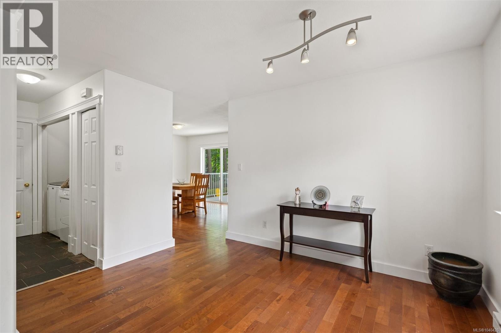 2466 Galland Rd - 5