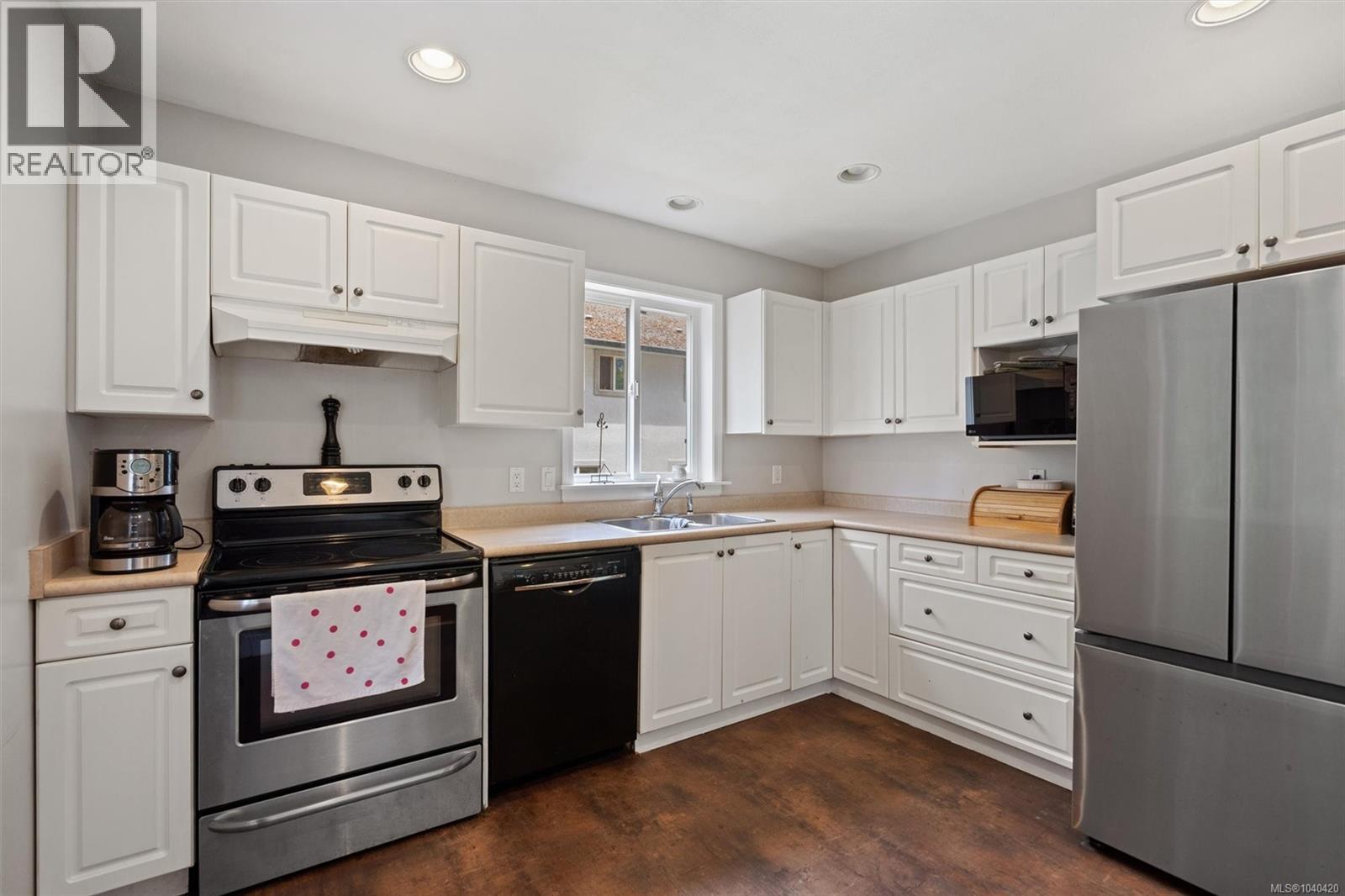 2466 Galland Rd - 9