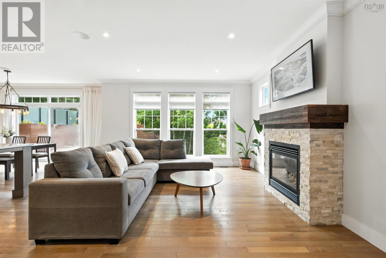 155 HollyHock Way - 9