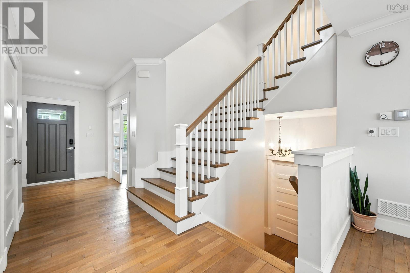 155 HollyHock Way - 8