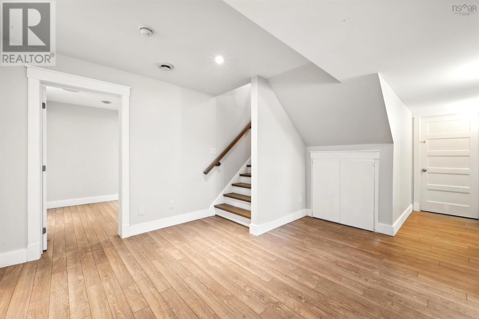 155 HollyHock Way - 41