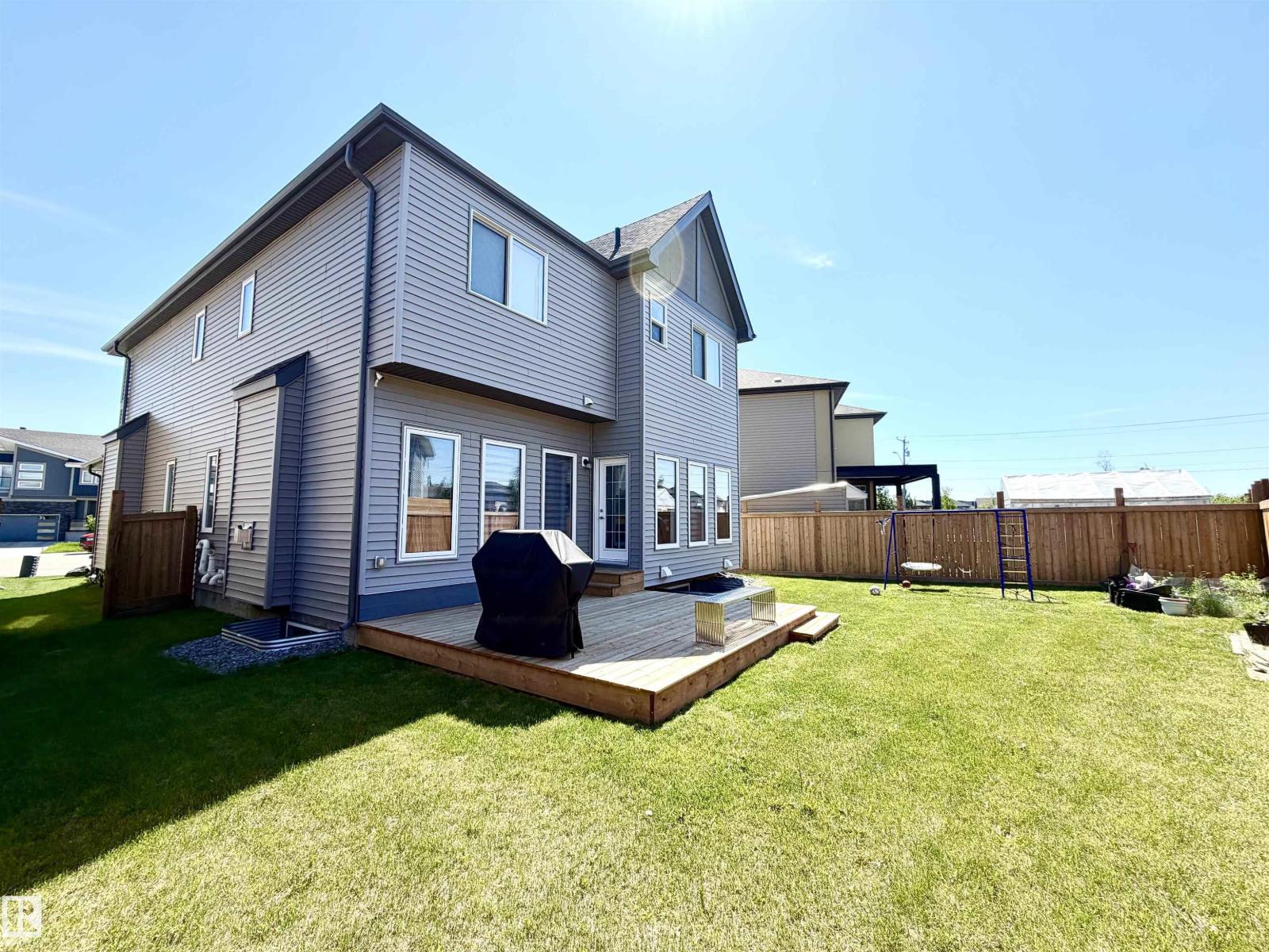 922 173A ST SW - 26