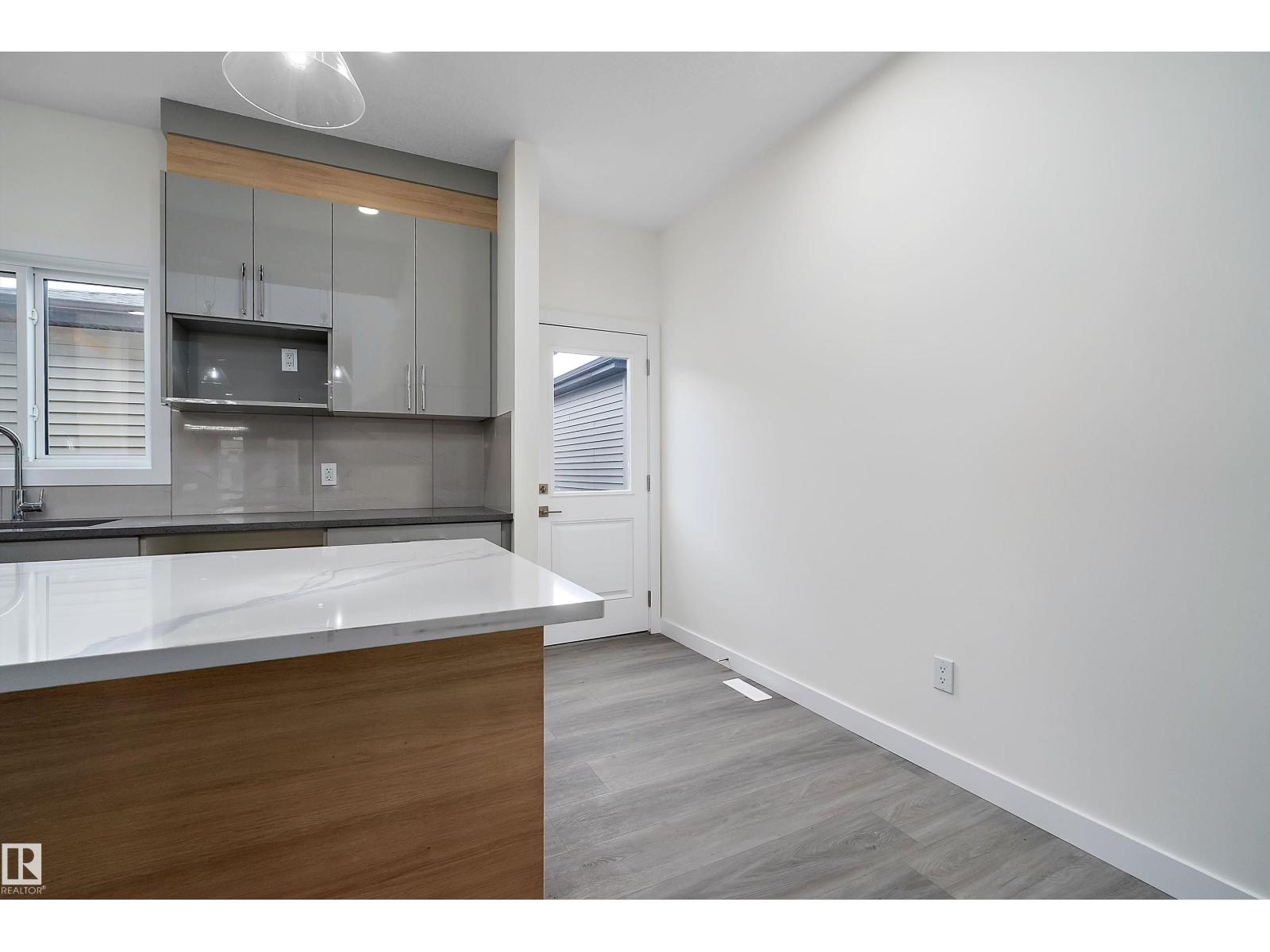 444 Crystal Creek LI — photo 20